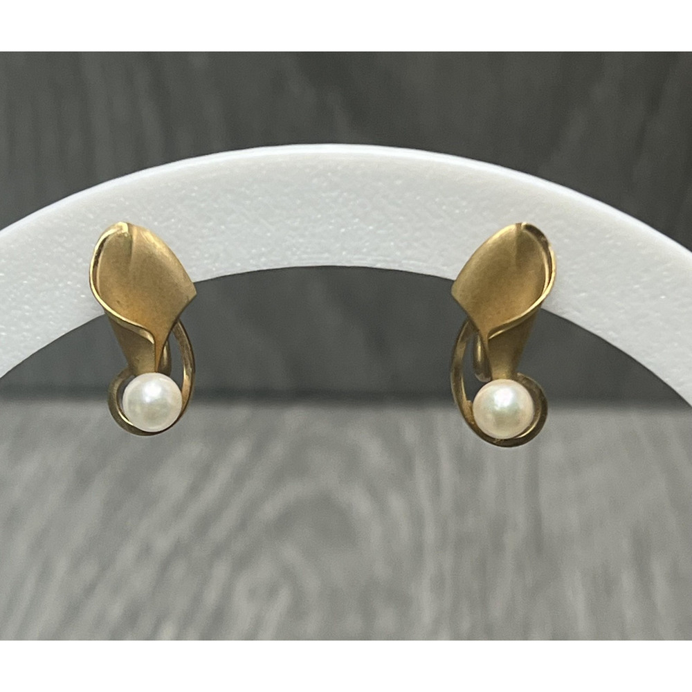 Vintage‎ DCE Curtis 14k GF Leaf Screwback Earrings Simulated Pearl Mid Century